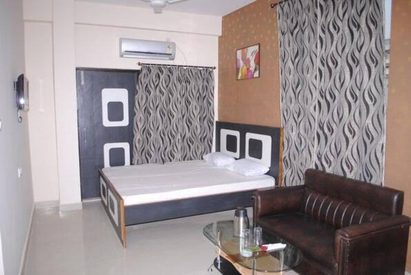 Hotel Surya Jumri Tilaiya ภายนอก รูปภาพ