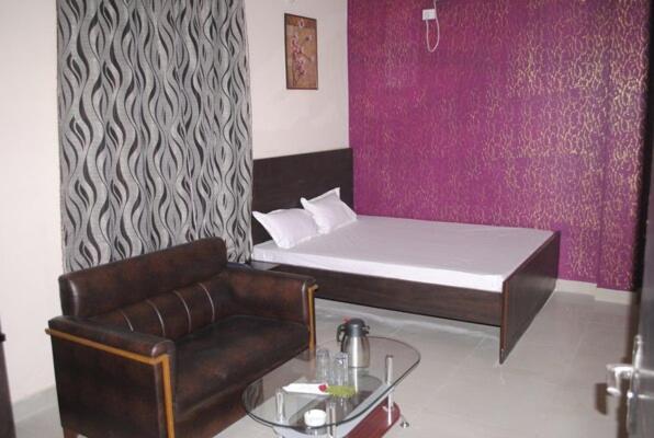 Hotel Surya Jumri Tilaiya ภายนอก รูปภาพ